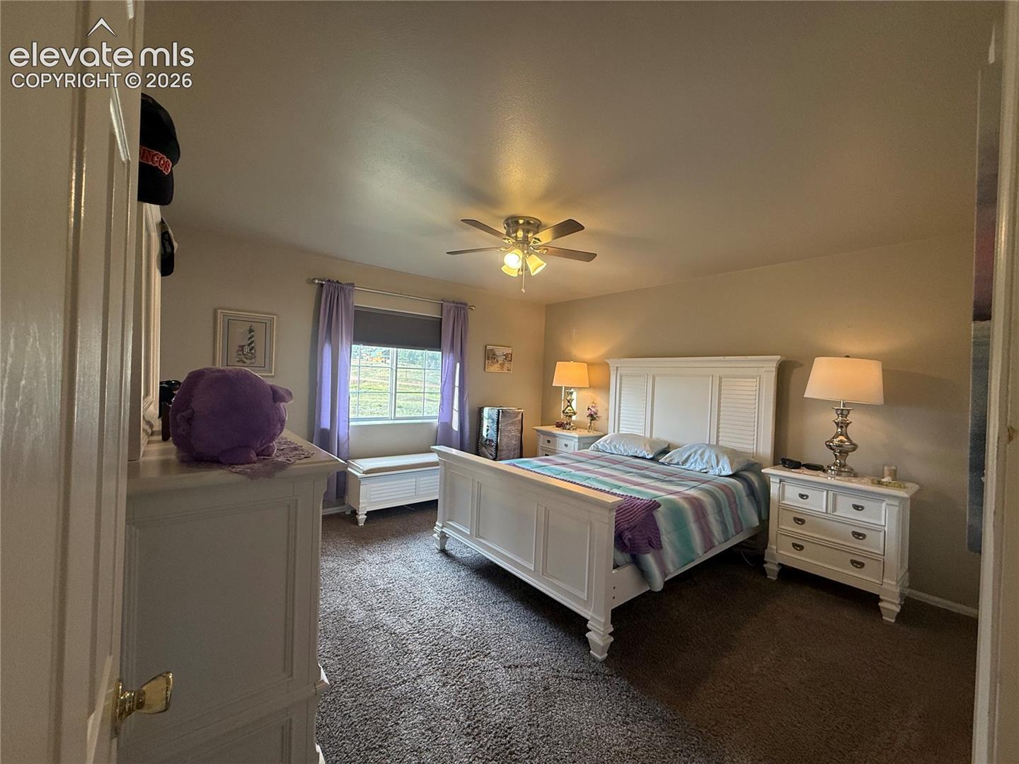 Listing photo 25 for 17 Garfield Circle