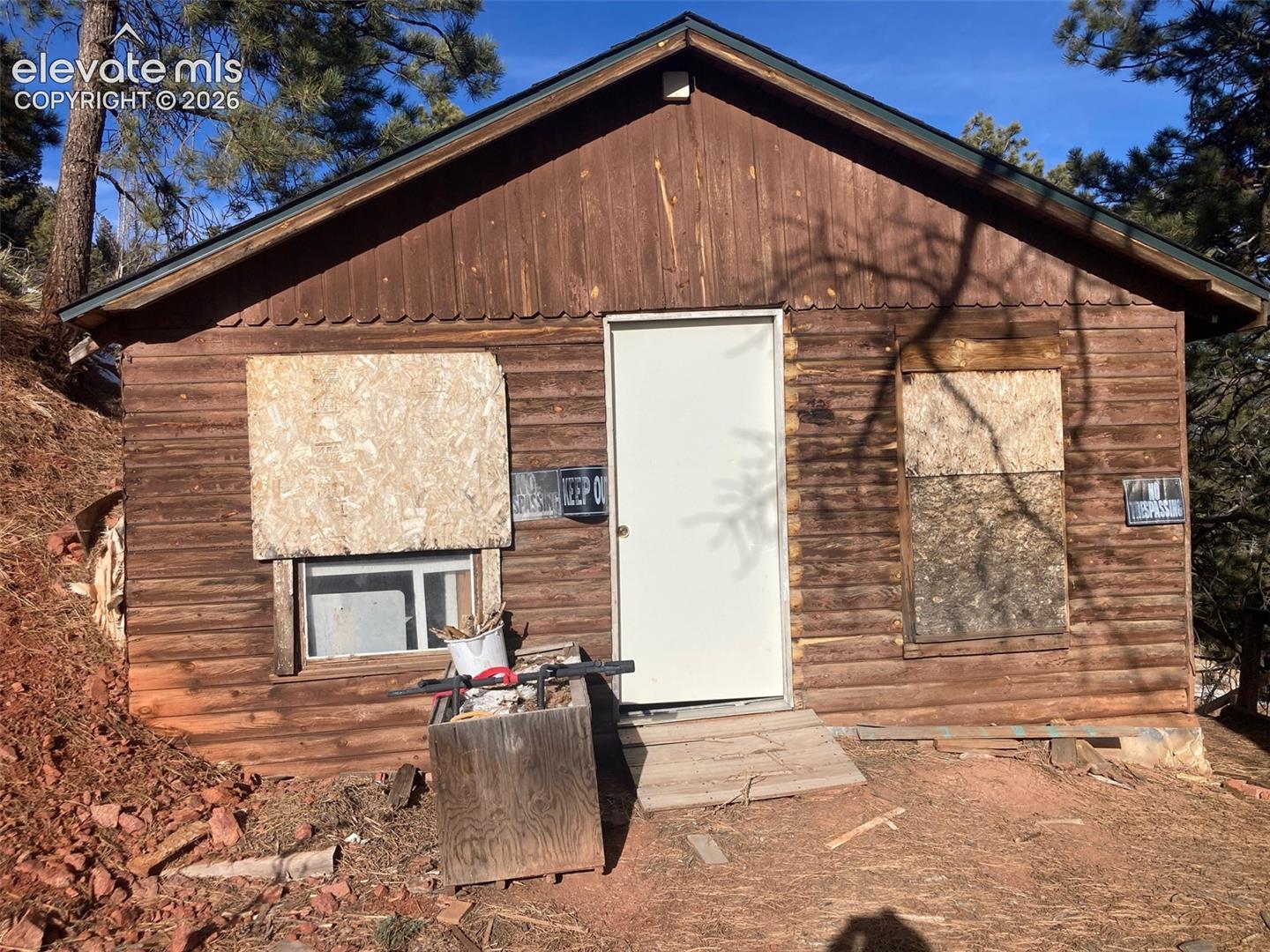 Listing photo 12 for 1052 W Highway 24