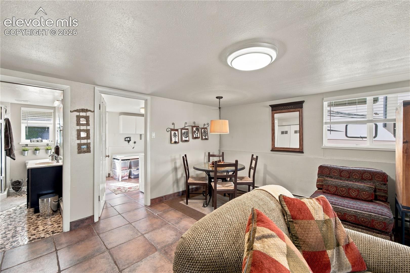 Listing photo 21 for 82 Amherst Avenue
