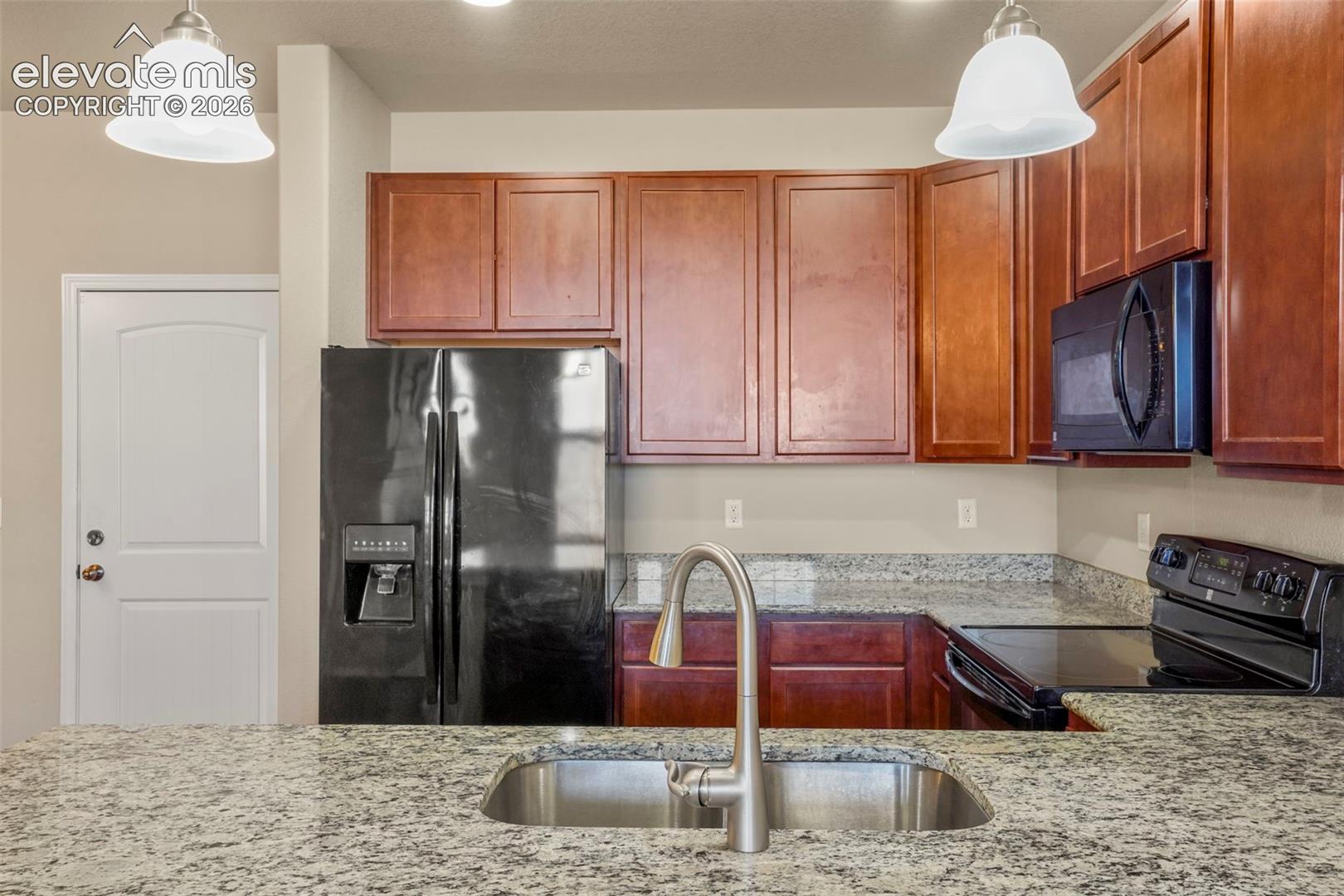 5318 Prominence Point, photo 19