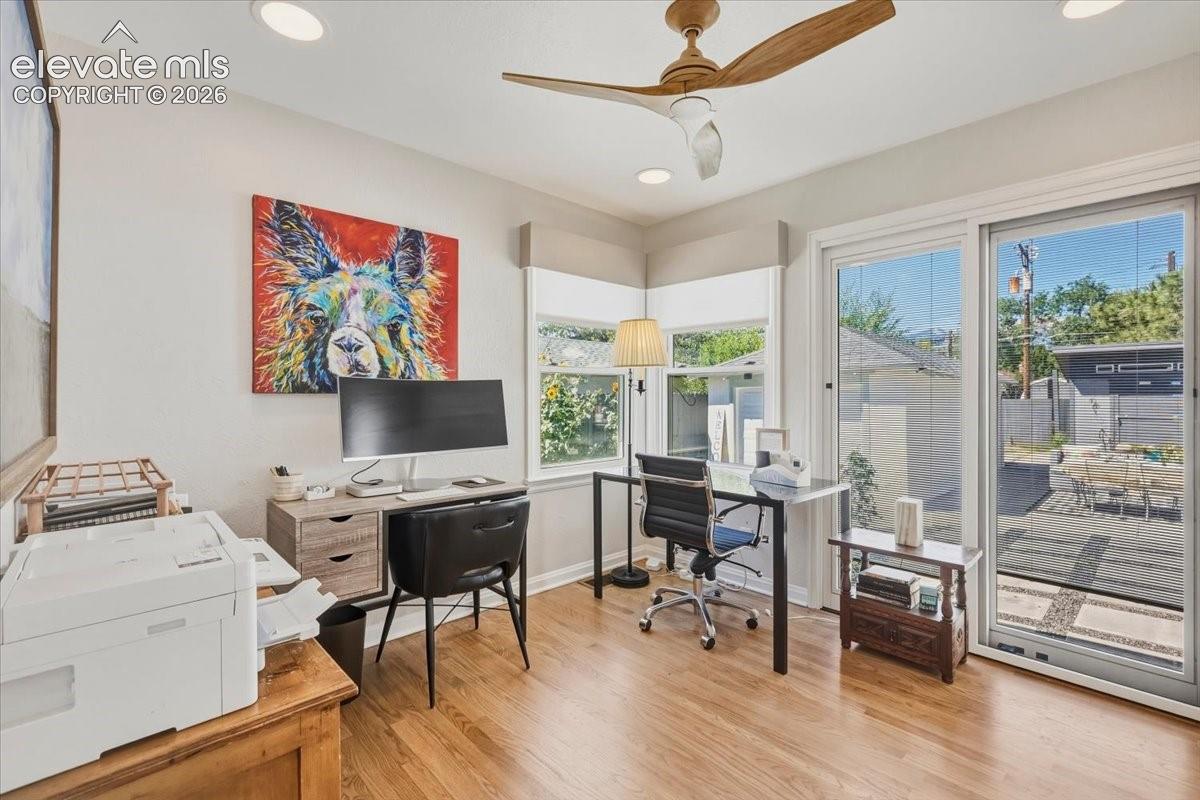 Listing photo 27 for 1510 N El Paso Street
