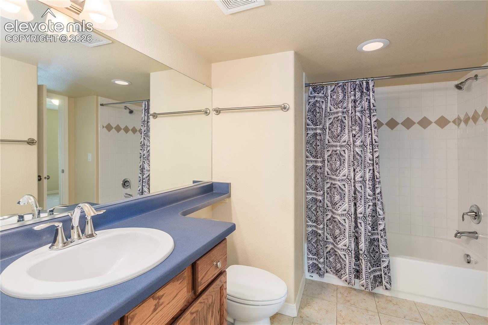 Listing photo 33 for 10614 Mt Emerald Drive