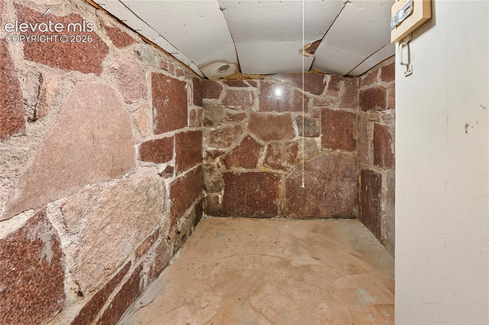 924 Spruce Haven Drive, photo 33
