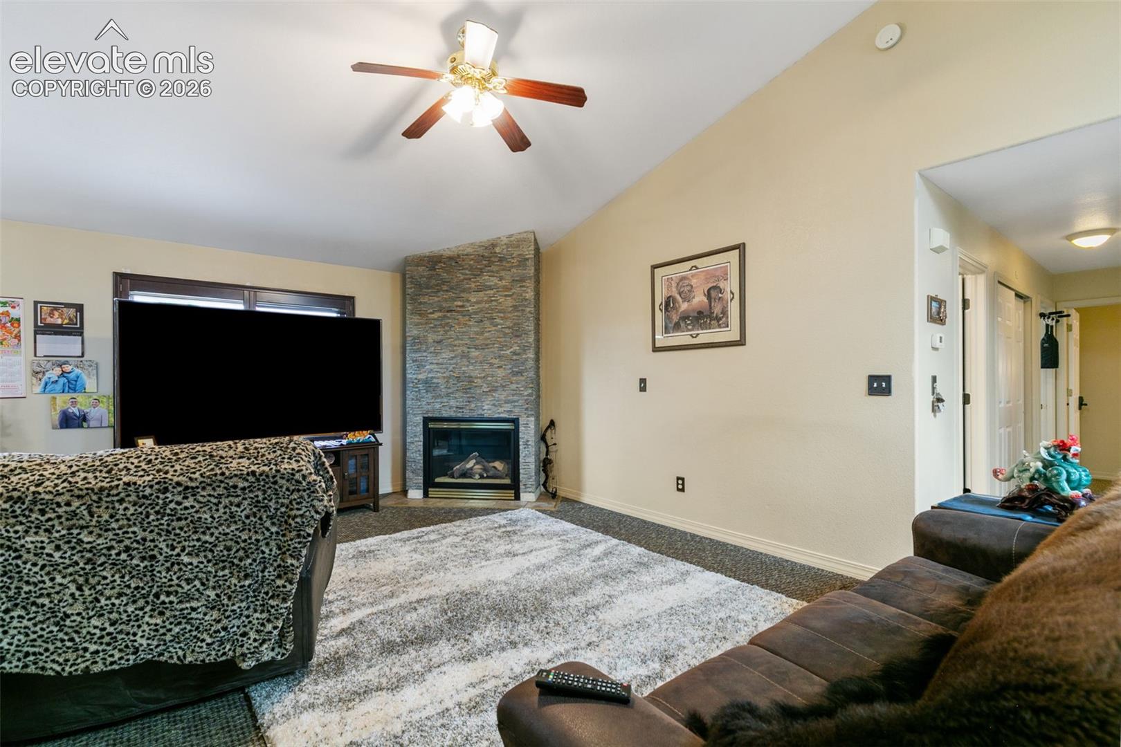 Listing photo 6 for 11689 Allendale Drive