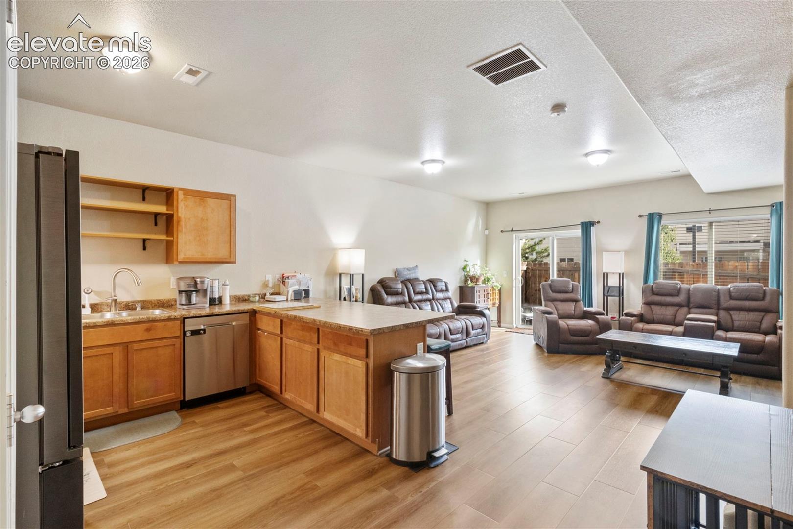 Listing photo 4 for 4883 Painted Sky View