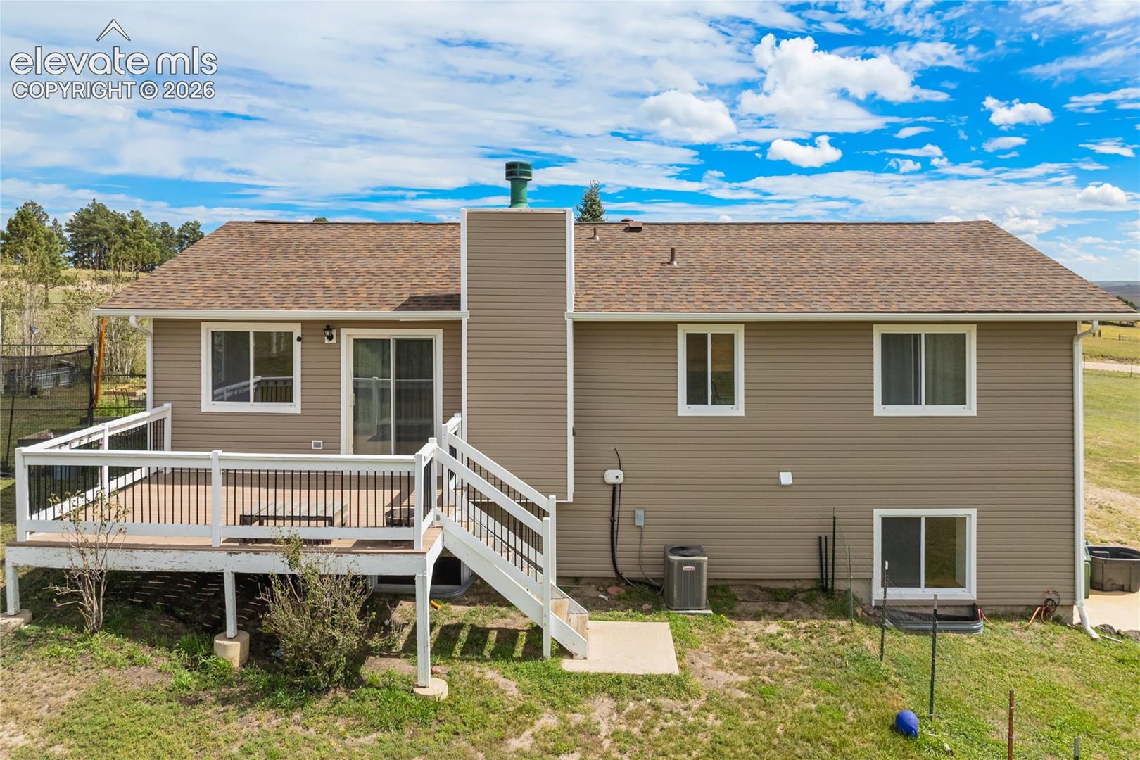 Listing photo 38 for 17650 Fremont Fort Drive