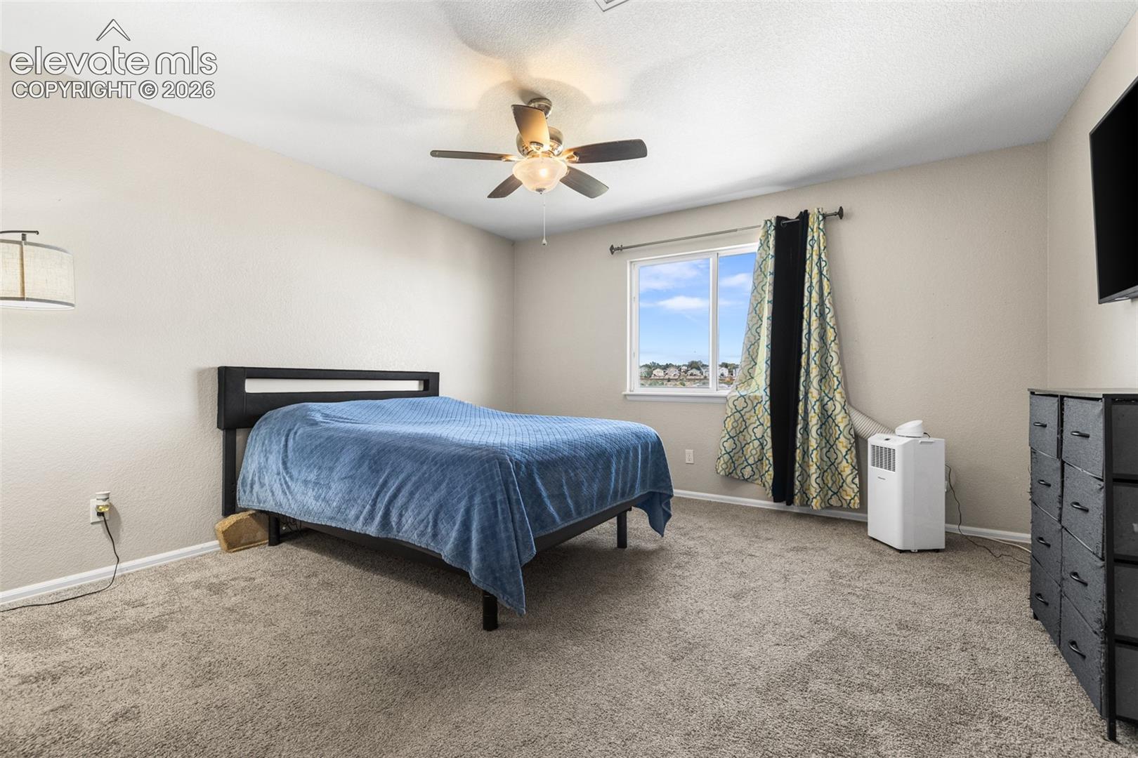 Listing photo 12 for 7478 Bentwater Drive