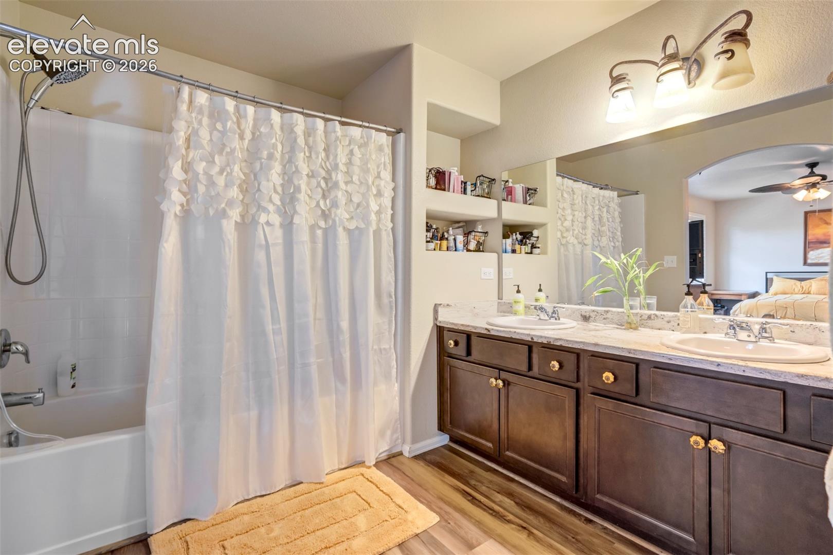 Listing photo 18 for 4766 Kerry Lynn View