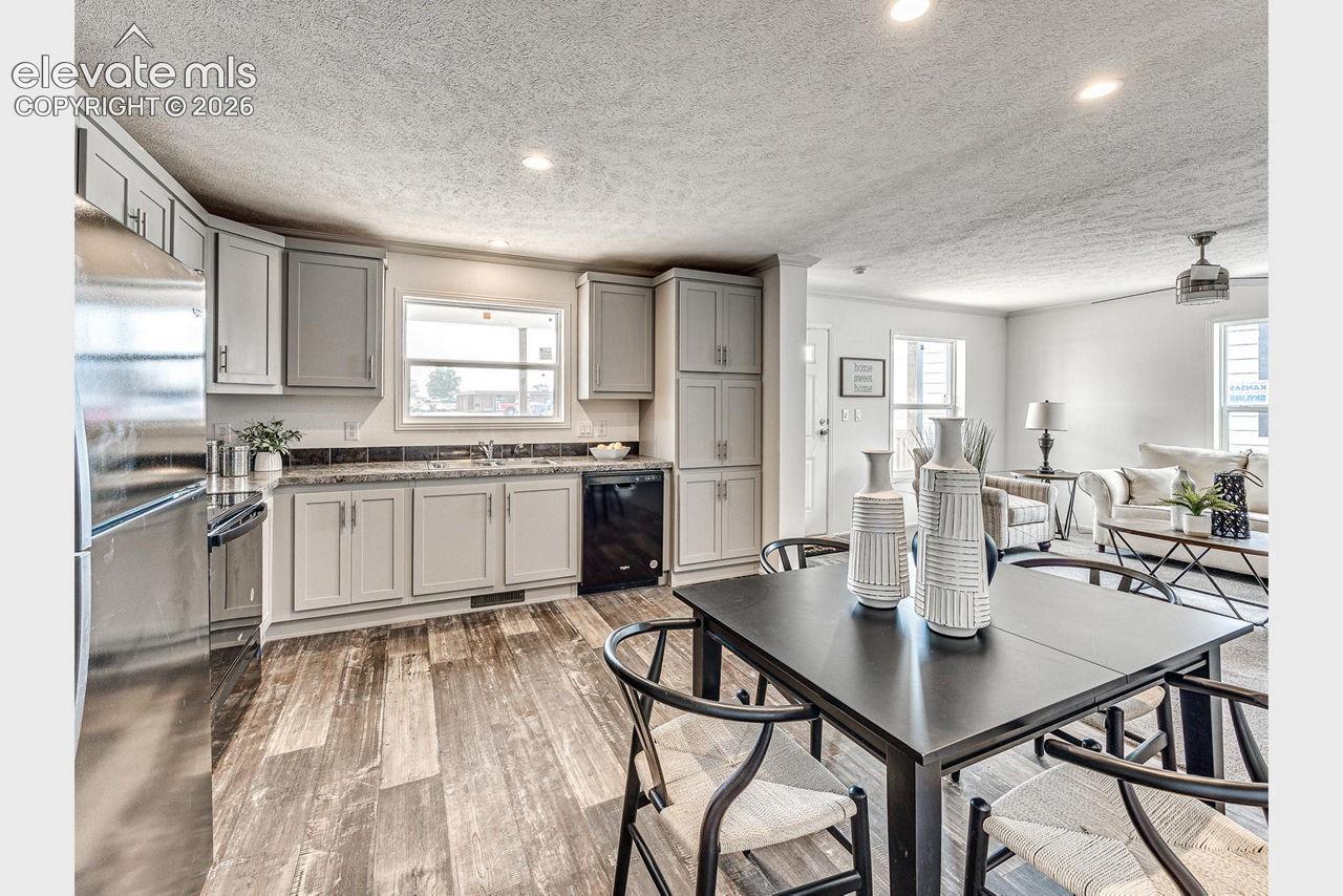 Listing photo 7 for 7 County Road 149 NA