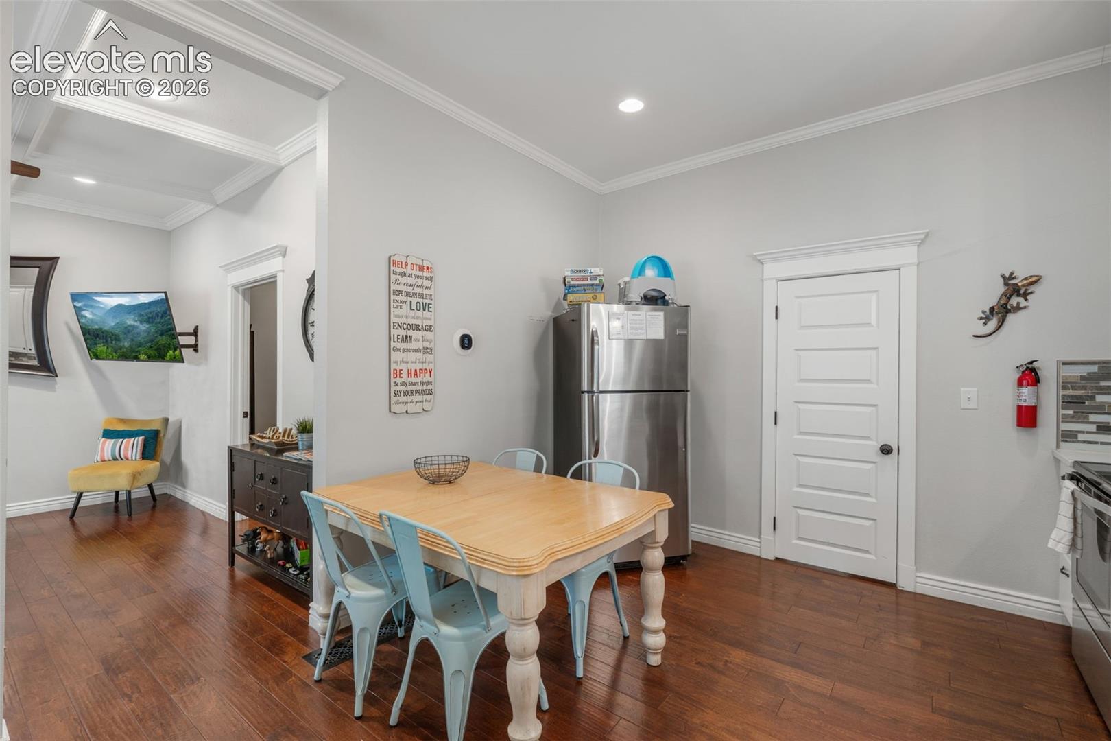 Listing photo 22 for 2130 W Kiowa Street