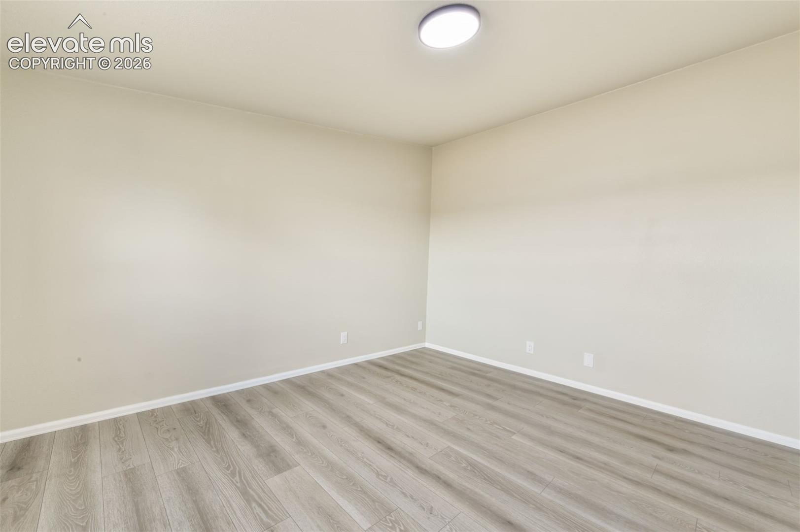 Listing photo 28 for 15054 Pamela Way