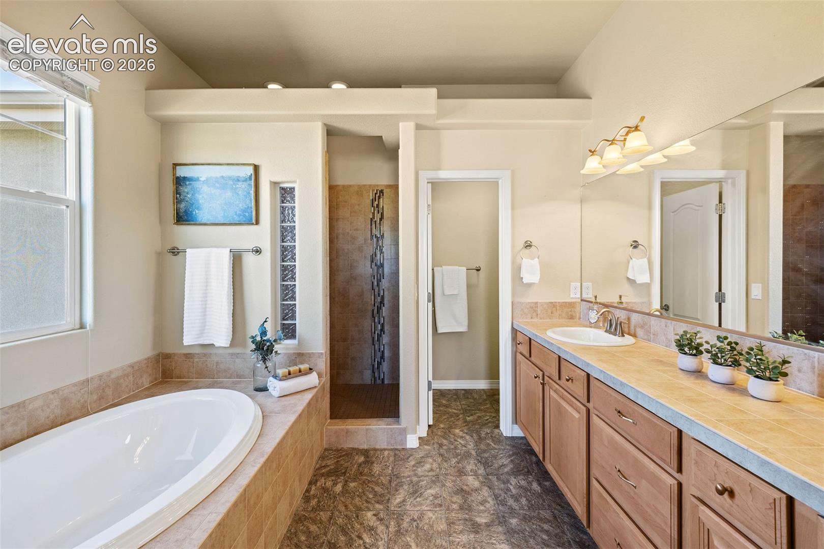 Listing photo 21 for 11386 San Luis Peak Way