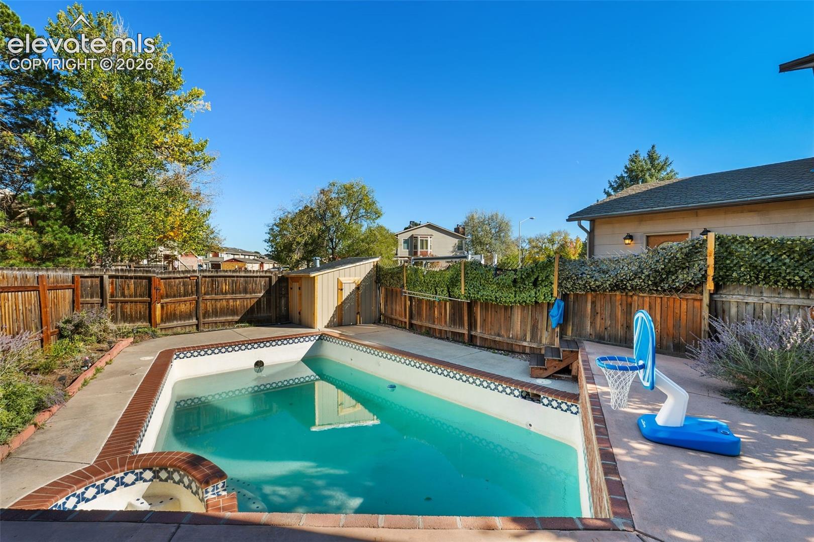 Listing photo 39 for 420 Allegheny Drive