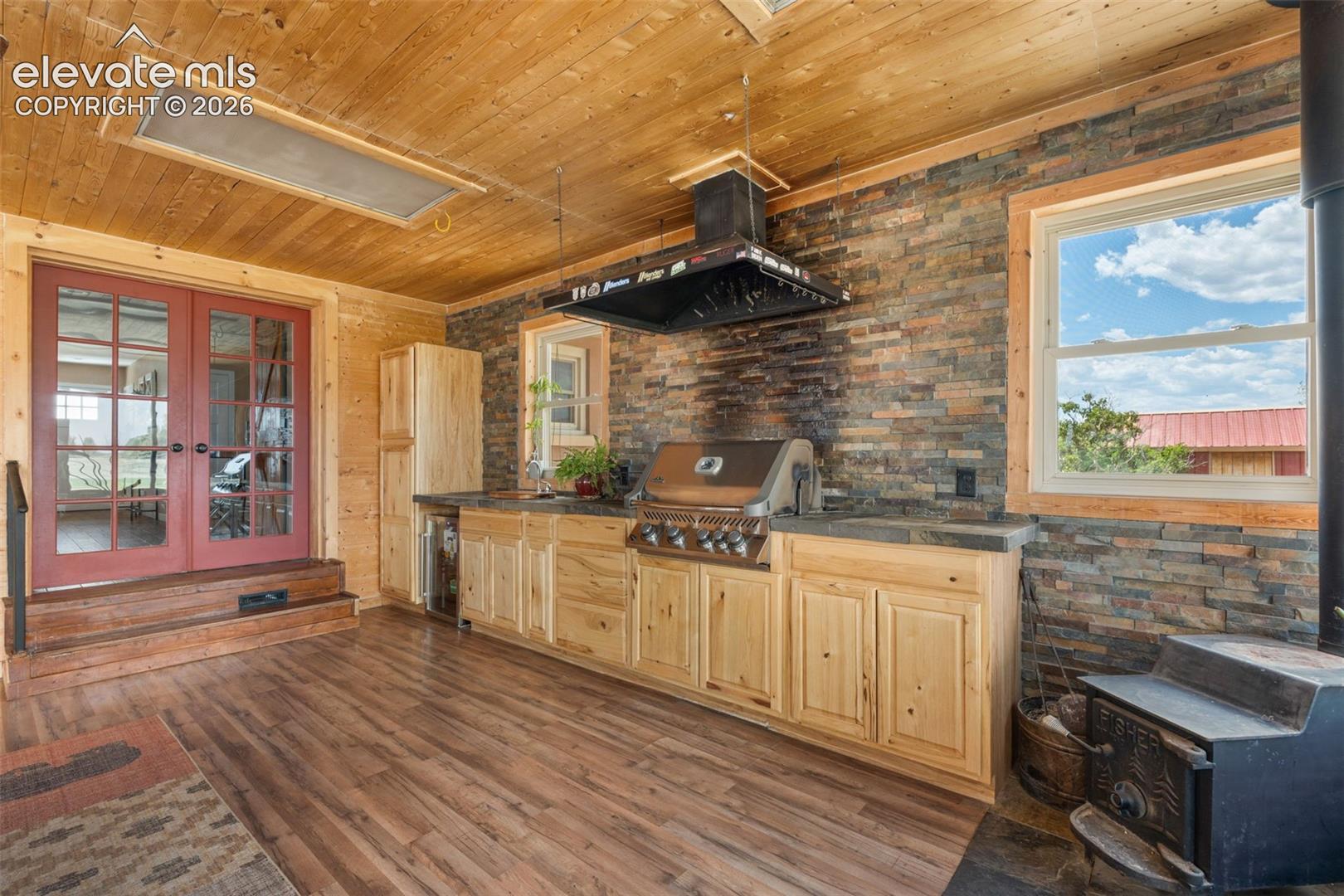 Listing photo 10 for 13575 old pueblo Road