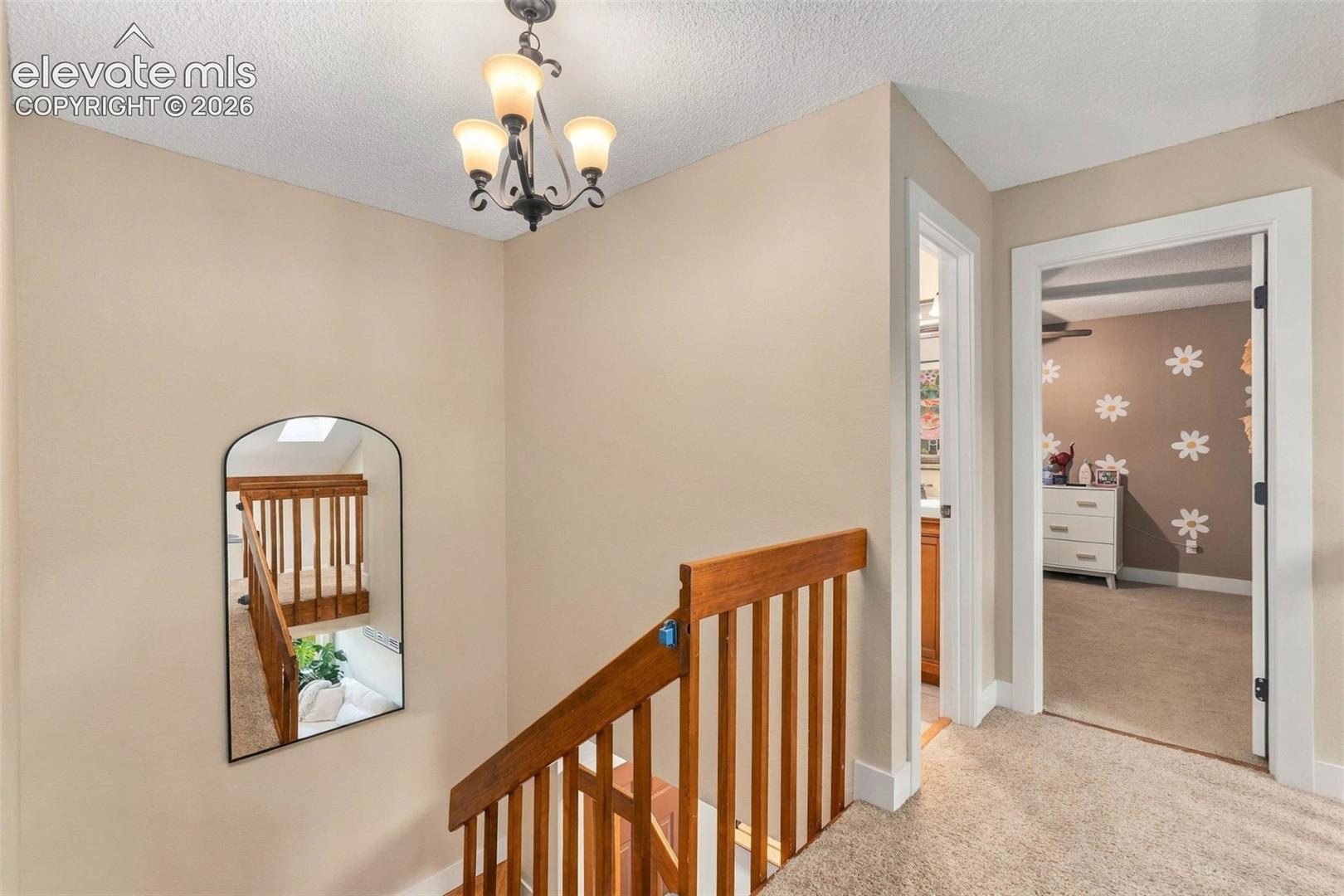 Listing photo 32 for 271 N Holcomb Circle
