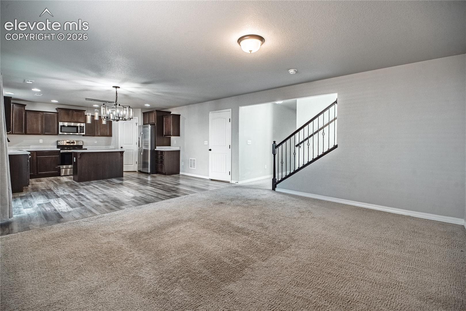 Listing photo 9 for 7714 Cruzer Heights