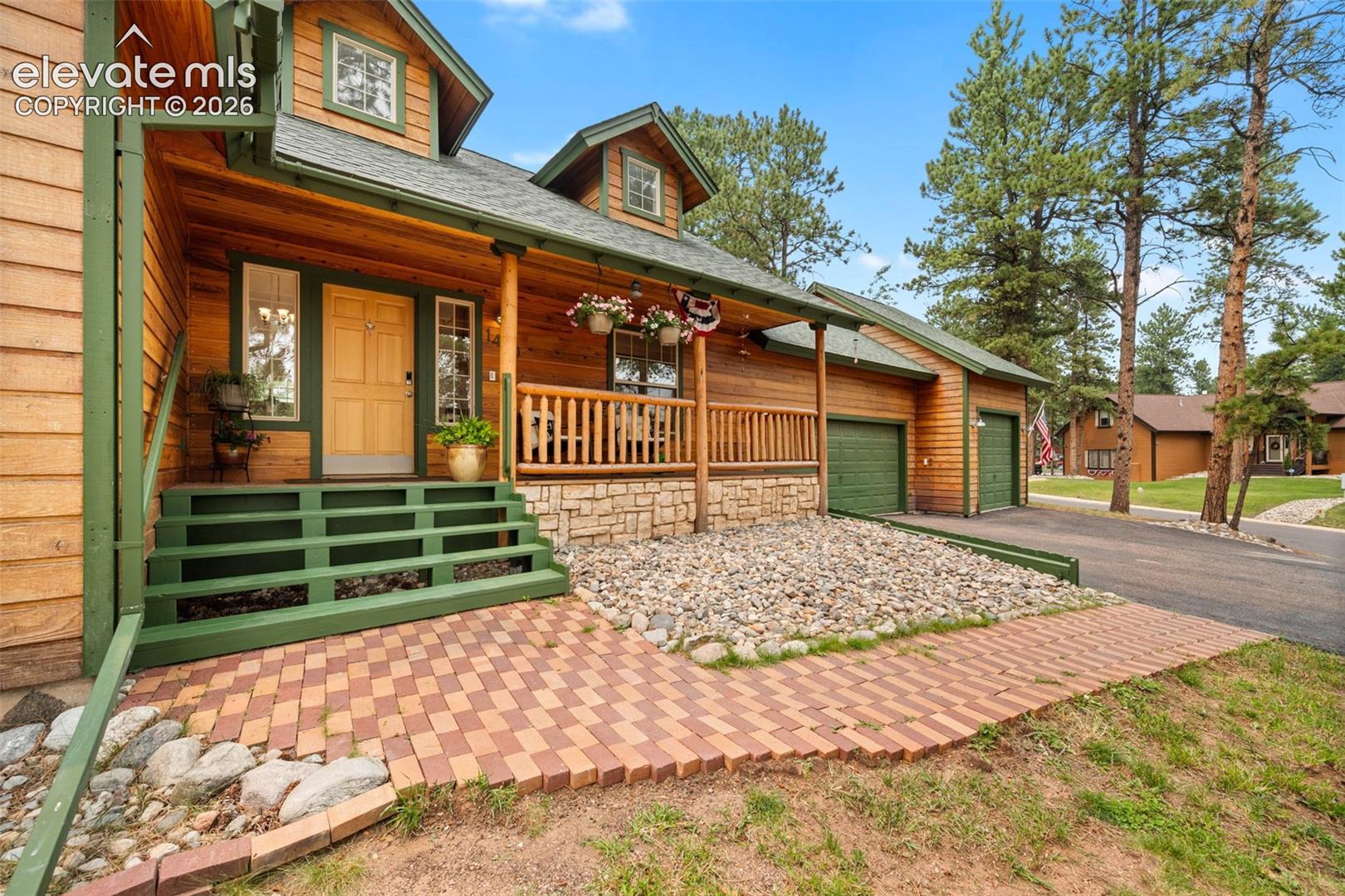Listing photo 26 for 1400 Eagle Trace Court