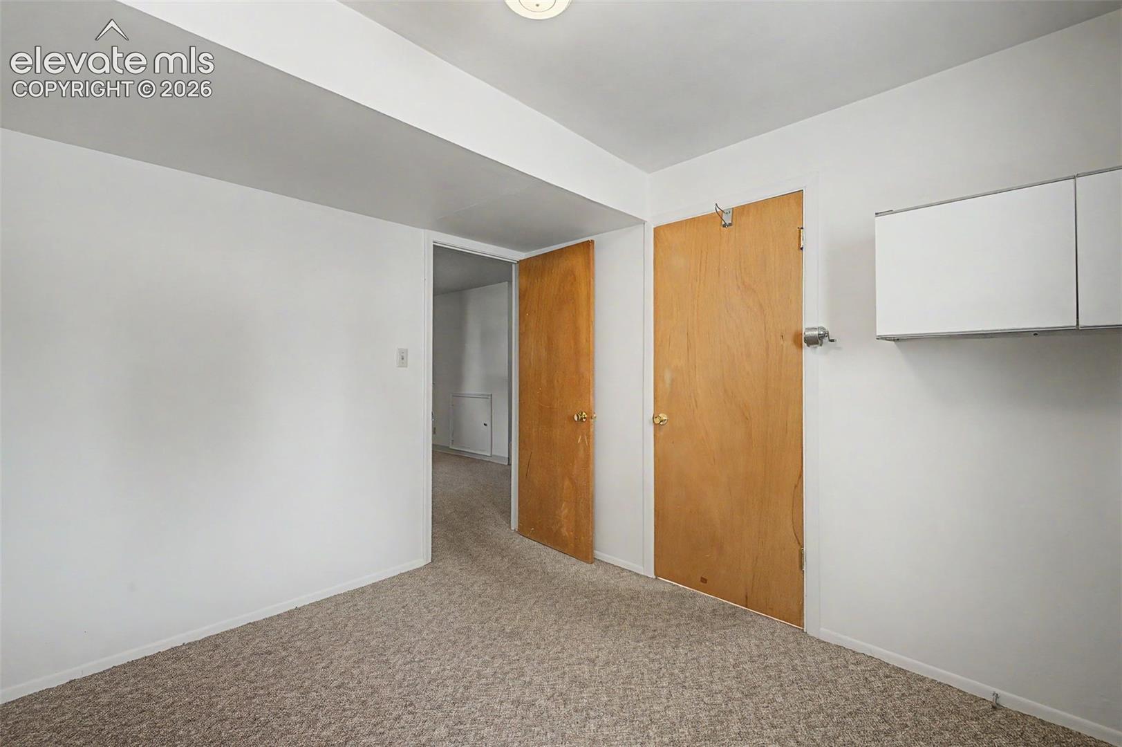 Listing photo 41 for 712 Lansing Drive