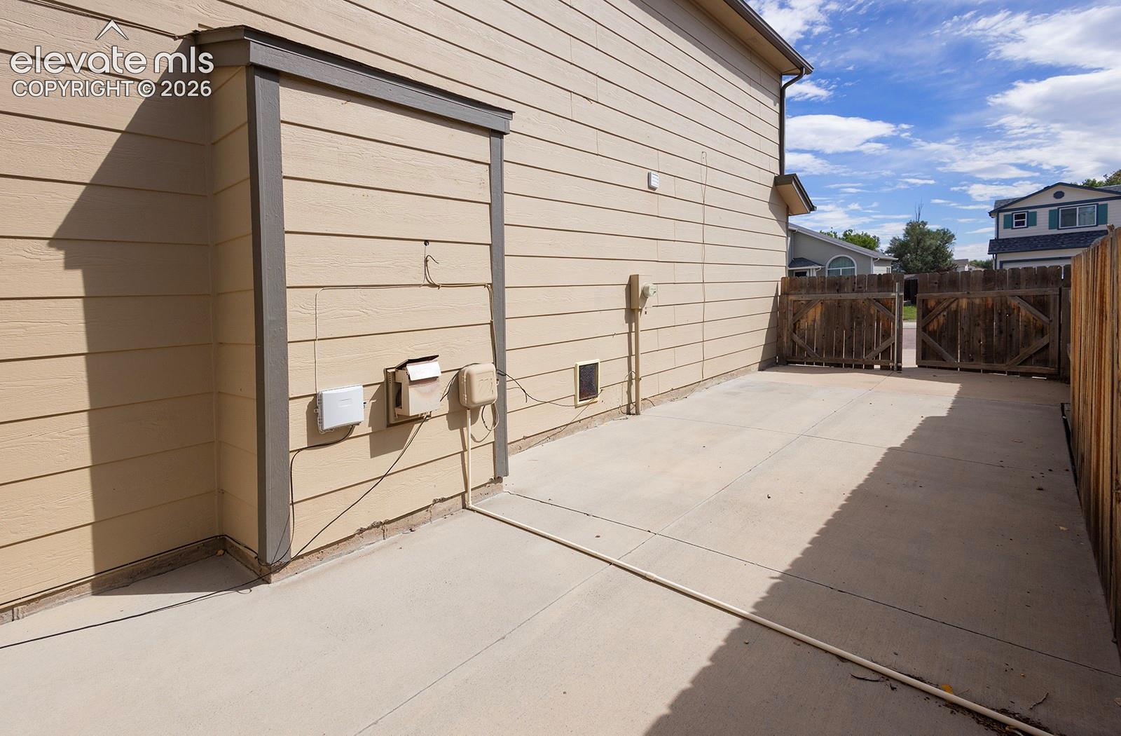 Listing photo 33 for 11136 Berry Farm Road