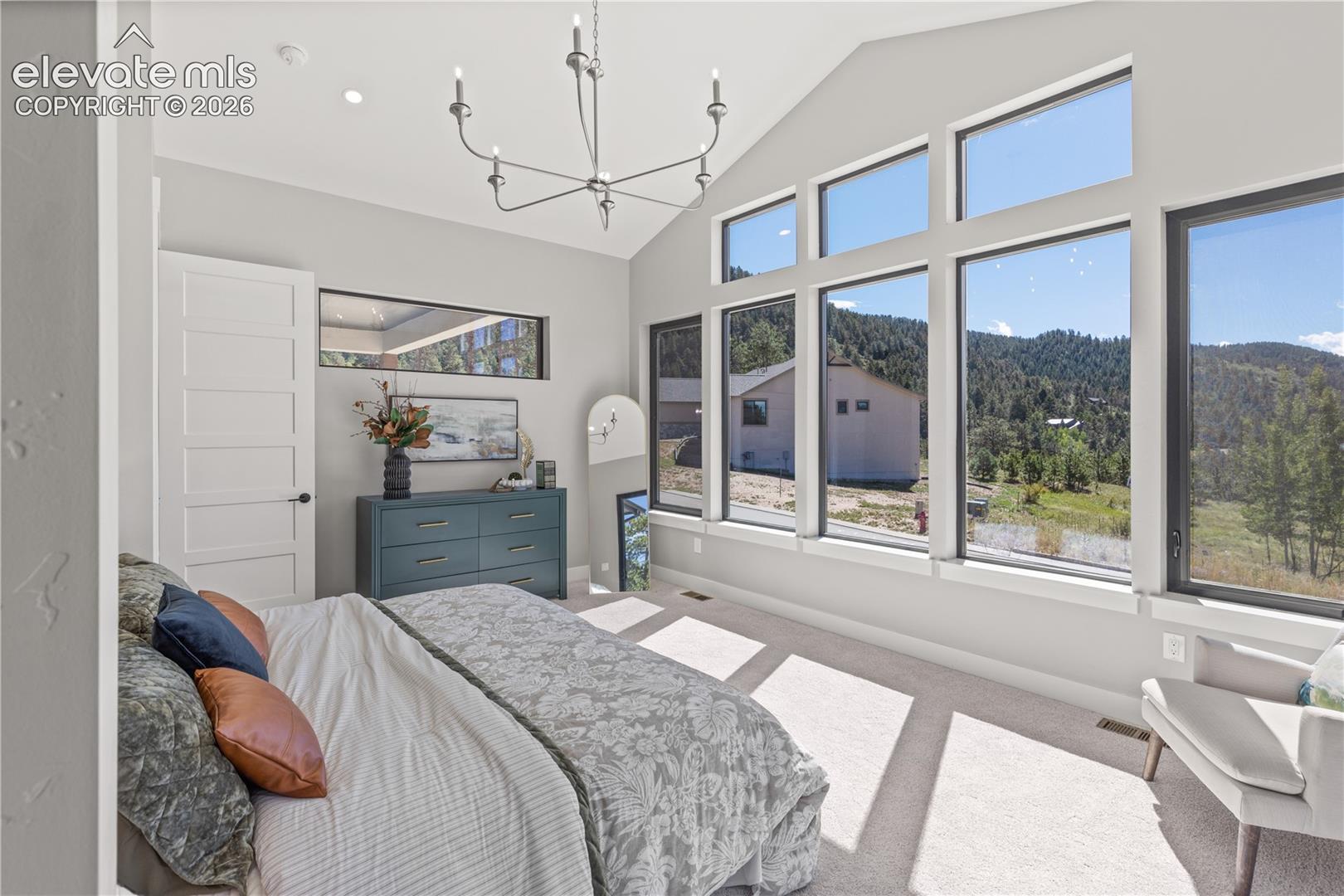 Listing photo 15 for 1405 Red Haven Place