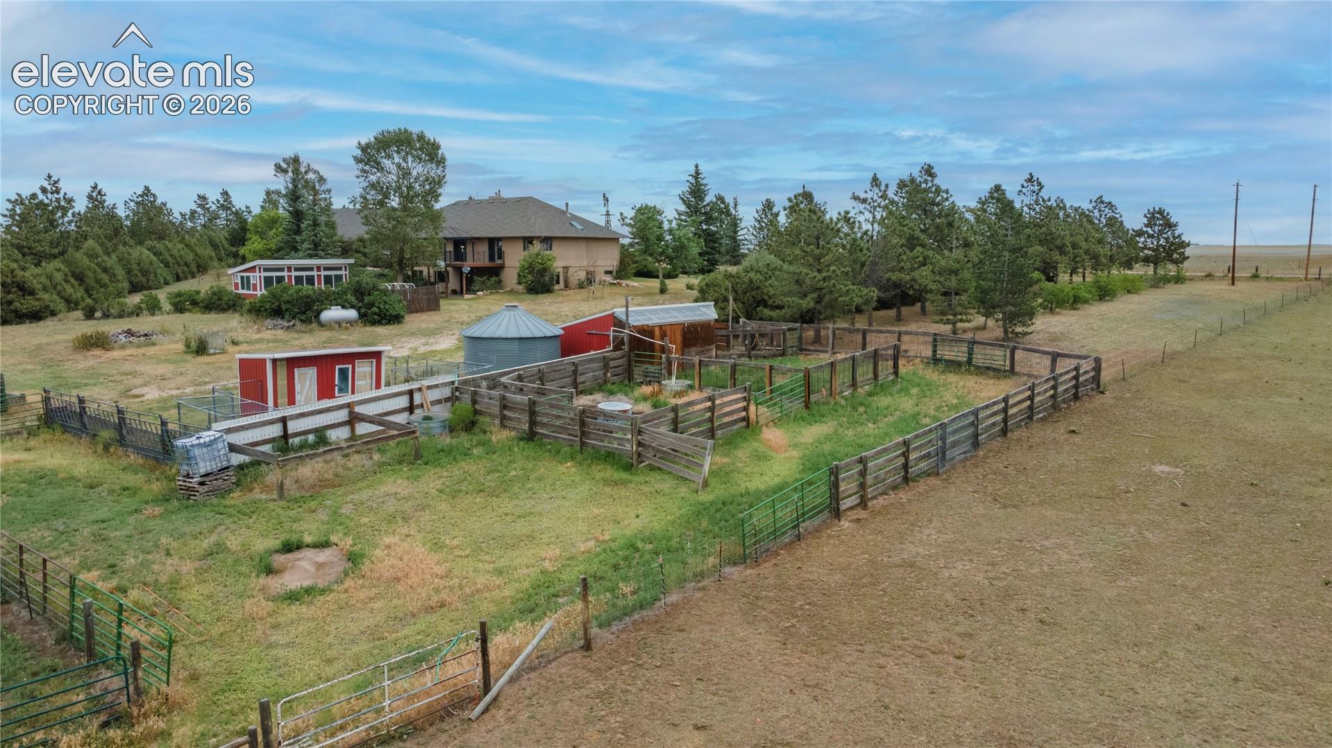 Listing photo 36 for 13850 N Ellicott Highway