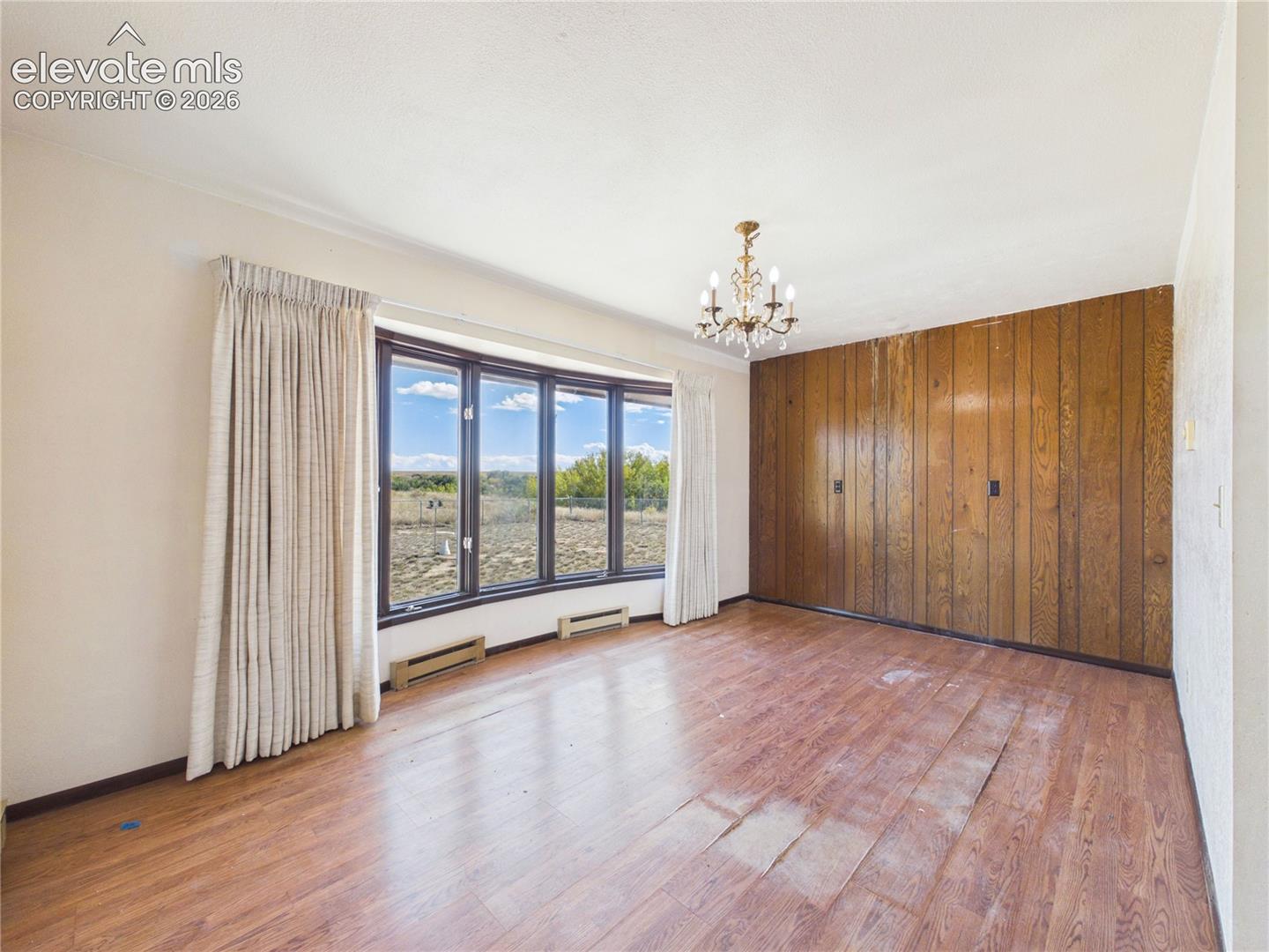 Listing photo 8 for 1980 27th Lane