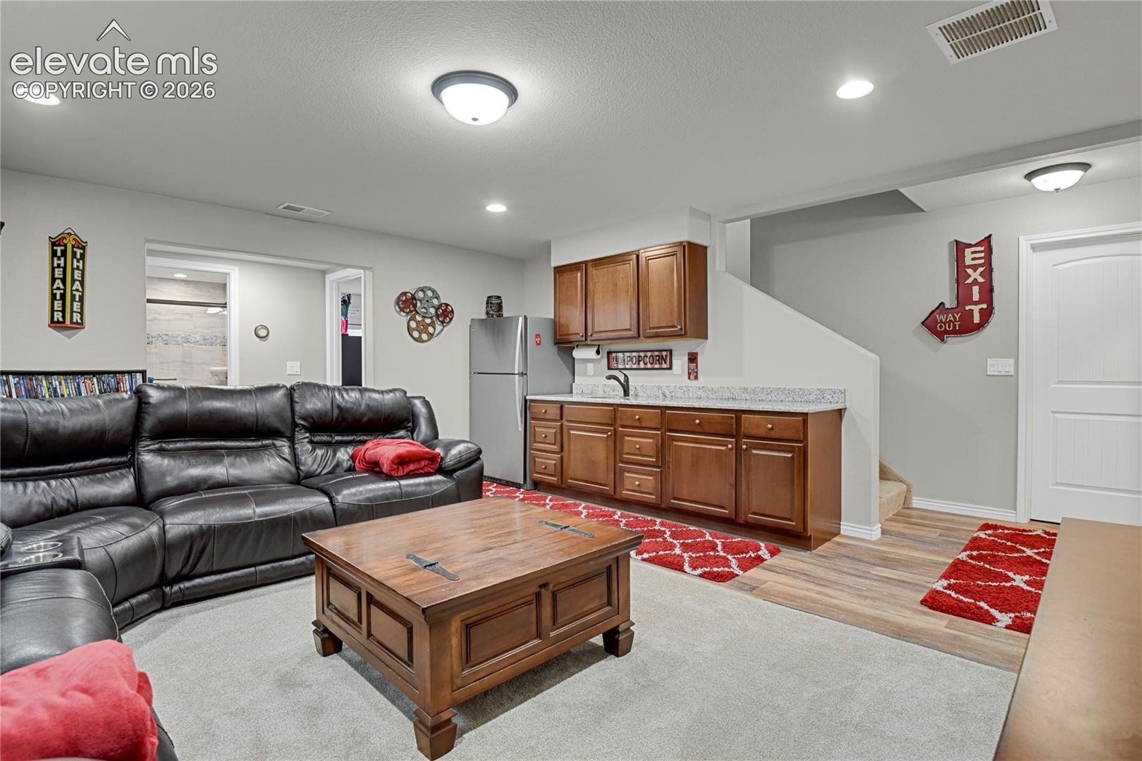 7158 Spring Linden Court, photo 31