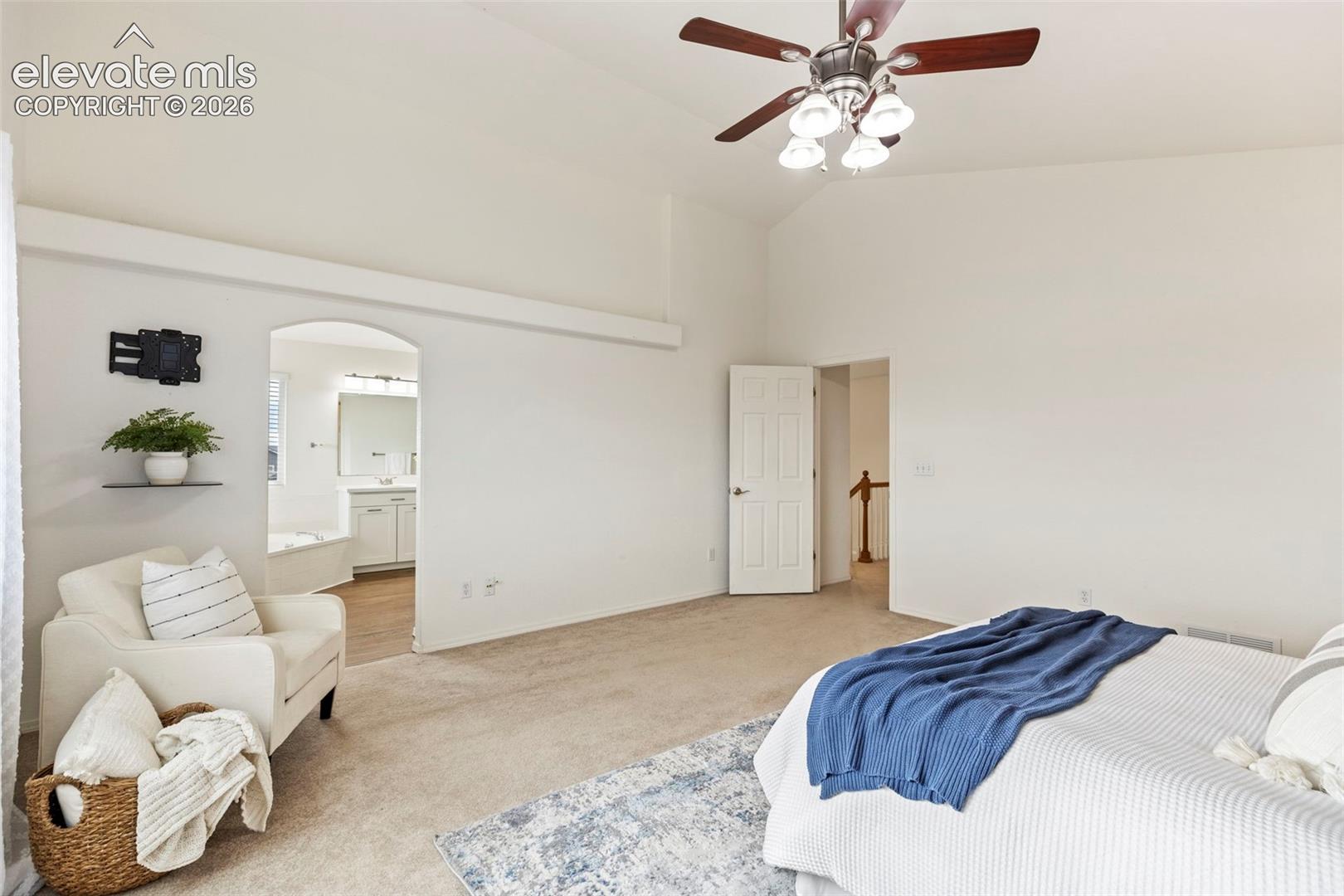 Listing photo 21 for 11213 Palmers Green Drive