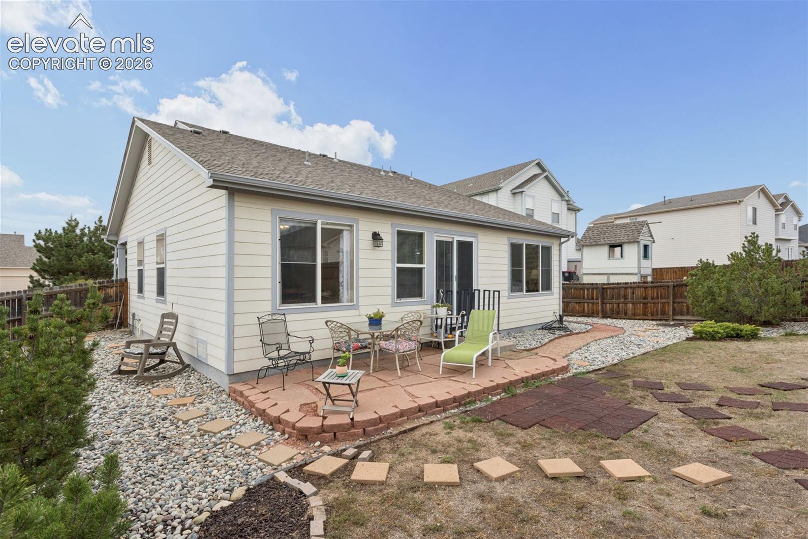 Listing photo 24 for 9351 Bethpage Road