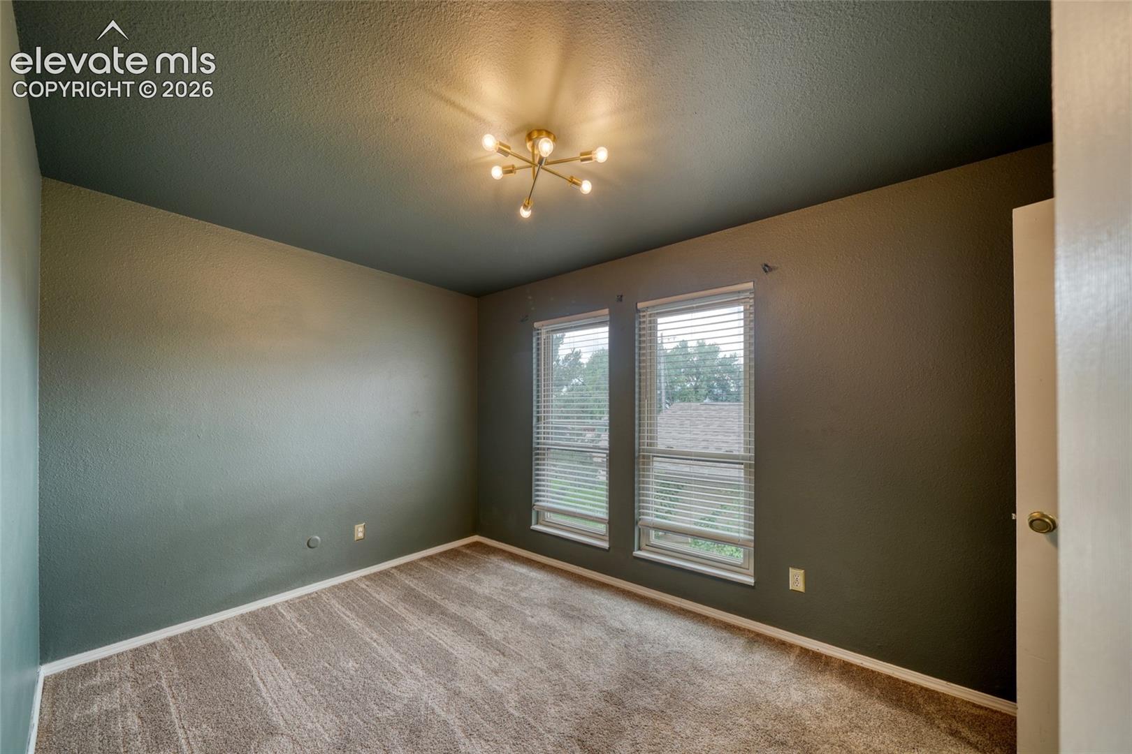 Listing photo 26 for 3330 Templeton Gap Road 31