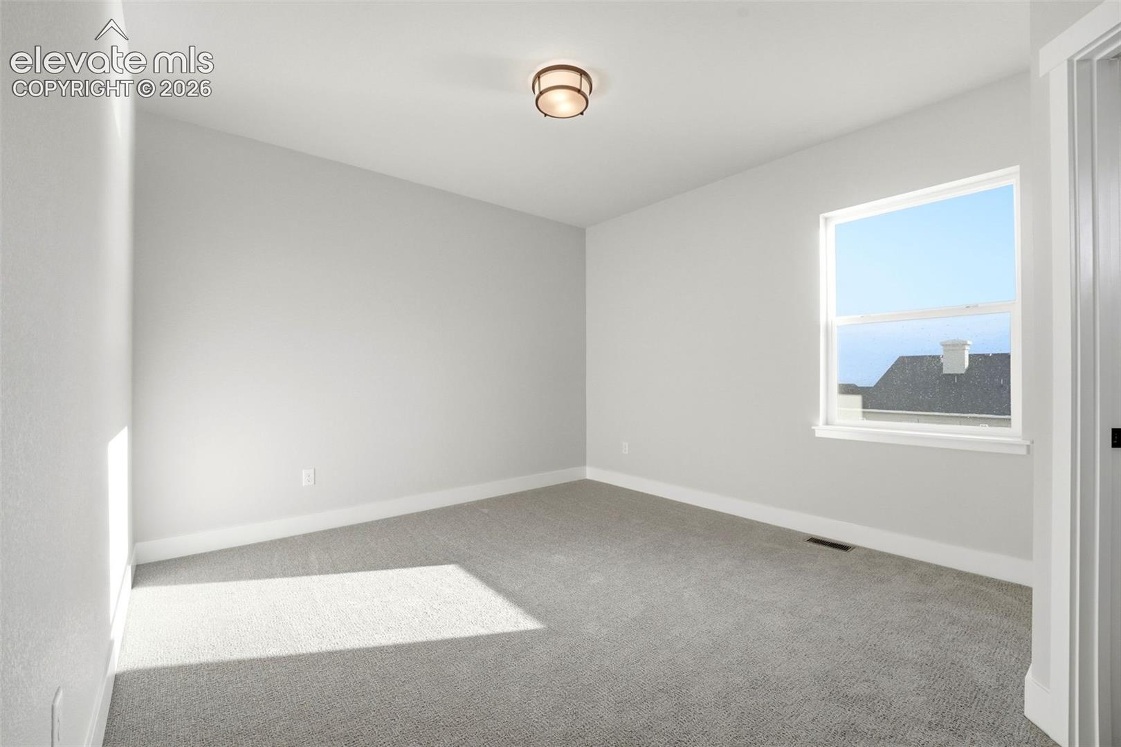 Listing photo 41 for 2453 Sangria Court