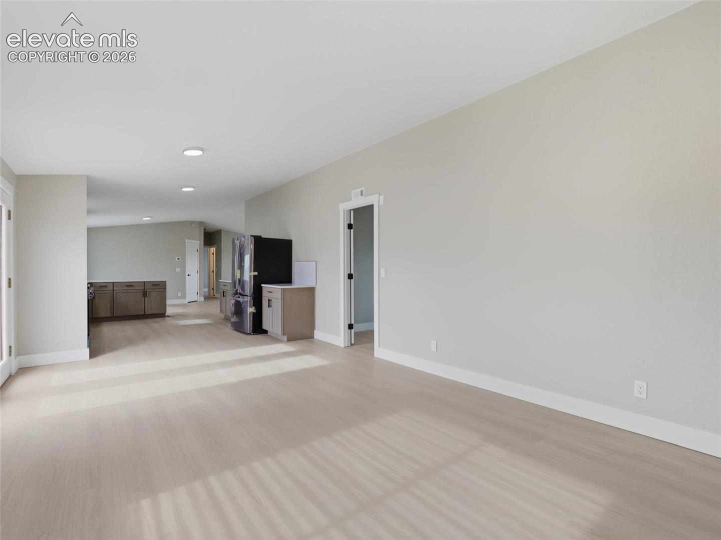 Listing photo 15 for 3750 S Enoch Road
