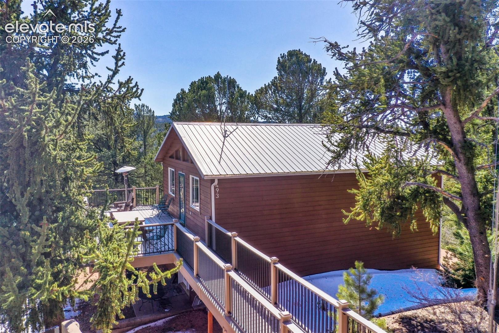 493 Horseshoe Drive — listing photo