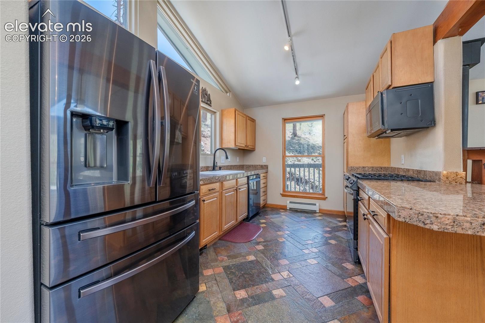 Listing photo 21 for 15970 Willow Way