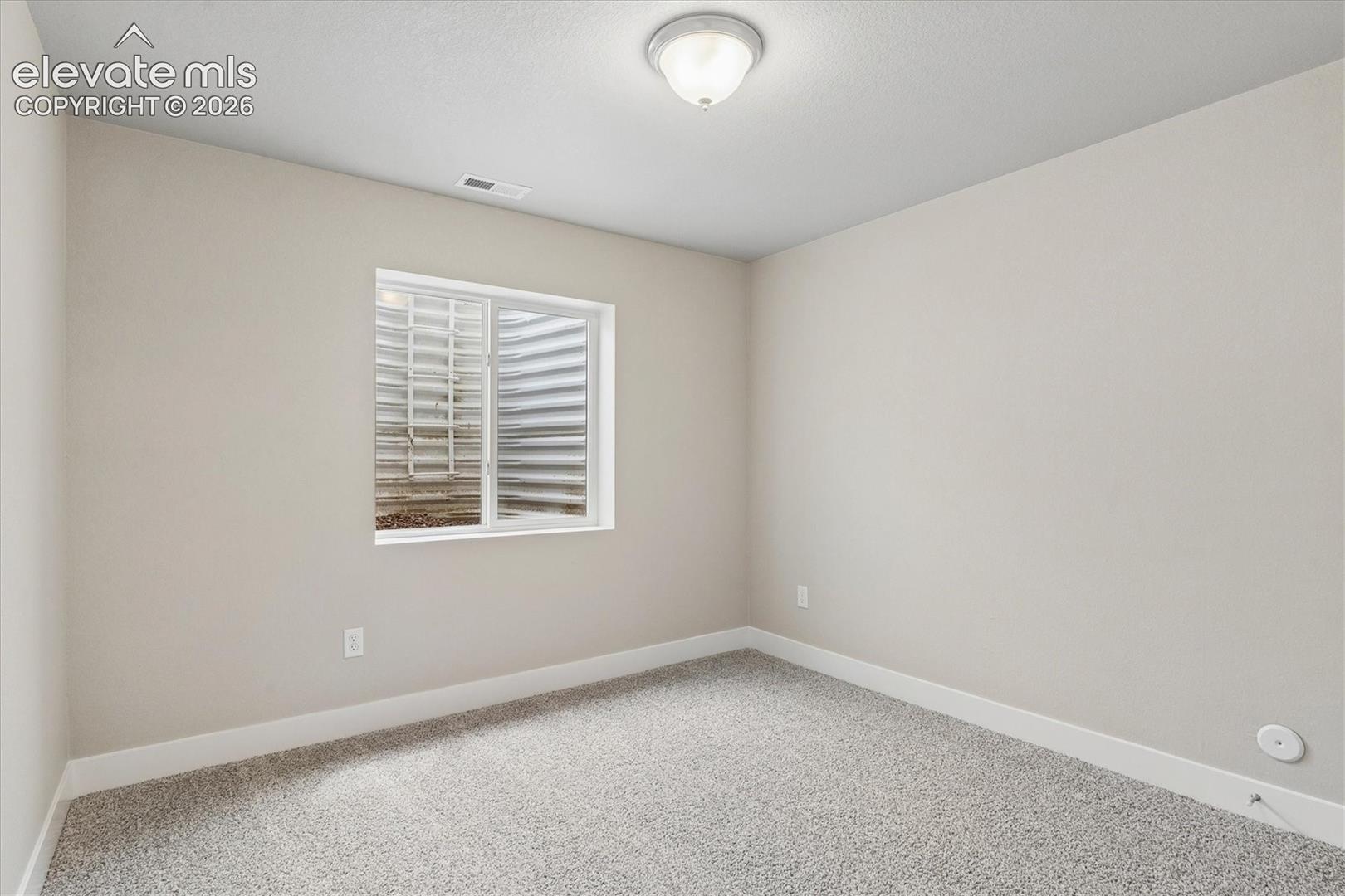 Listing photo 17 for 9695 Blaurock Drive