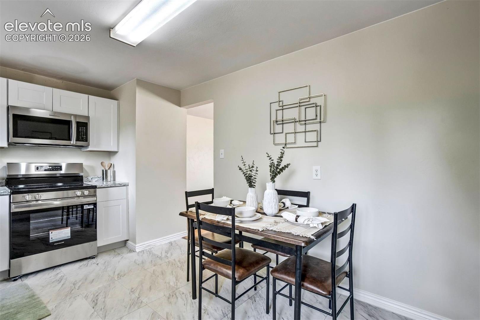 Listing photo 9 for 65 S Roosevelt Street