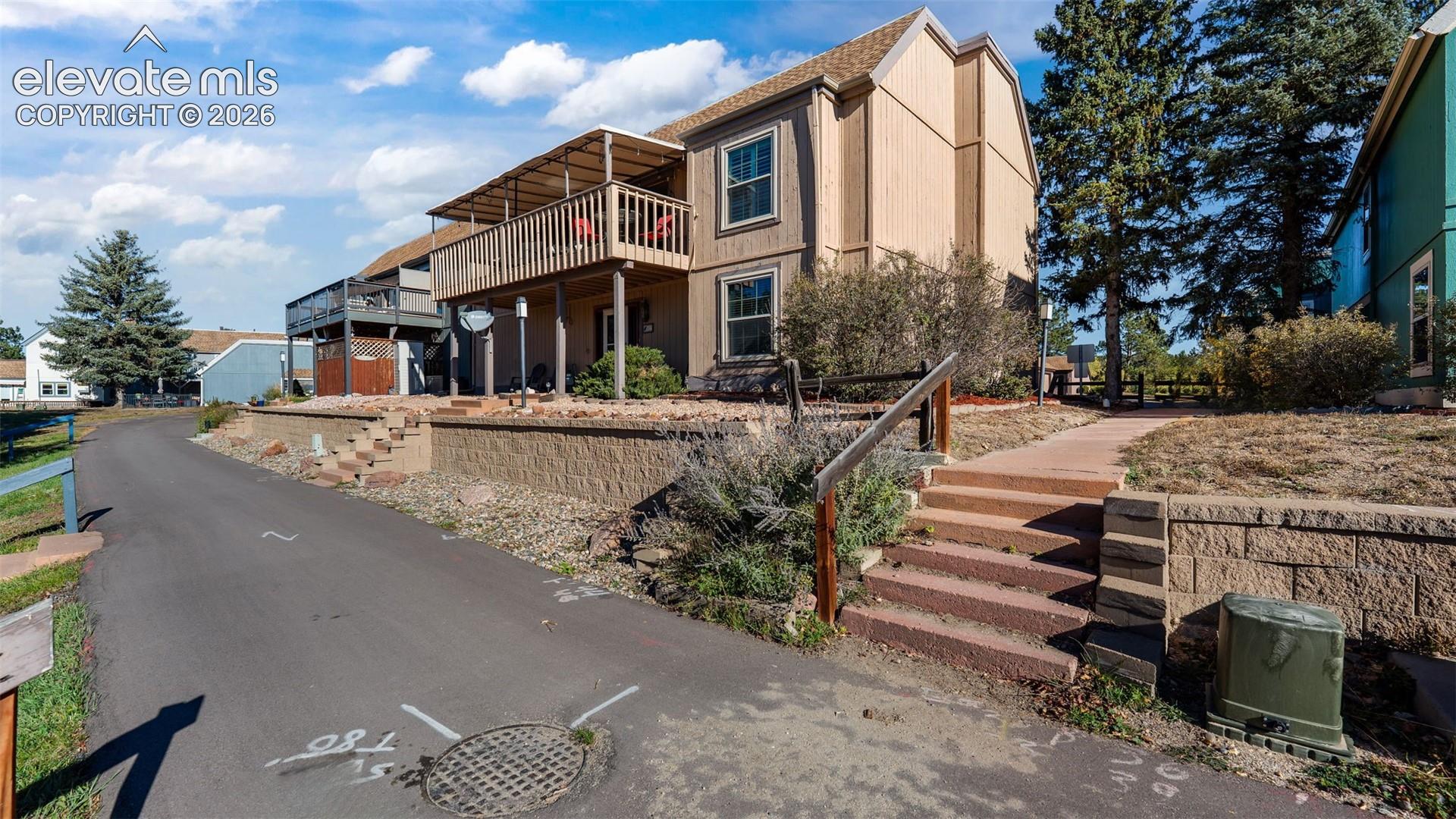Listing photo 25 for 1741 Woodmoor Drive