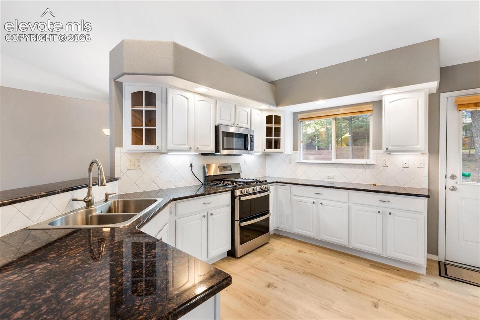 Listing photo 16 for 671 Misty Pines Circle