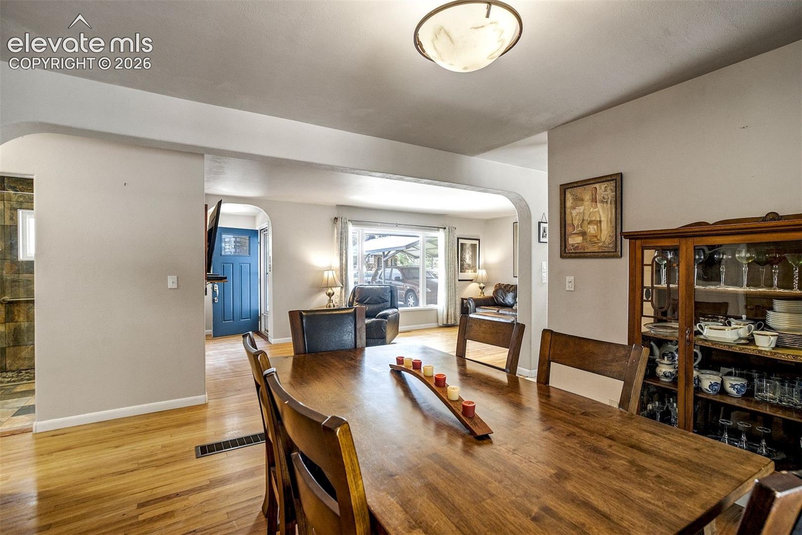 Listing photo 9 for 705 Grand Boulevard