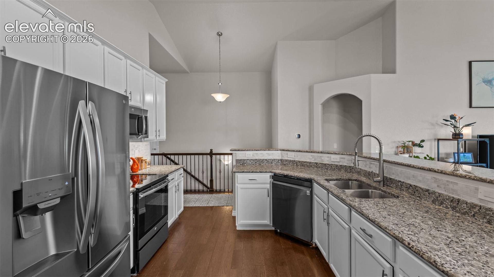6754 Phantom Way, photo 11