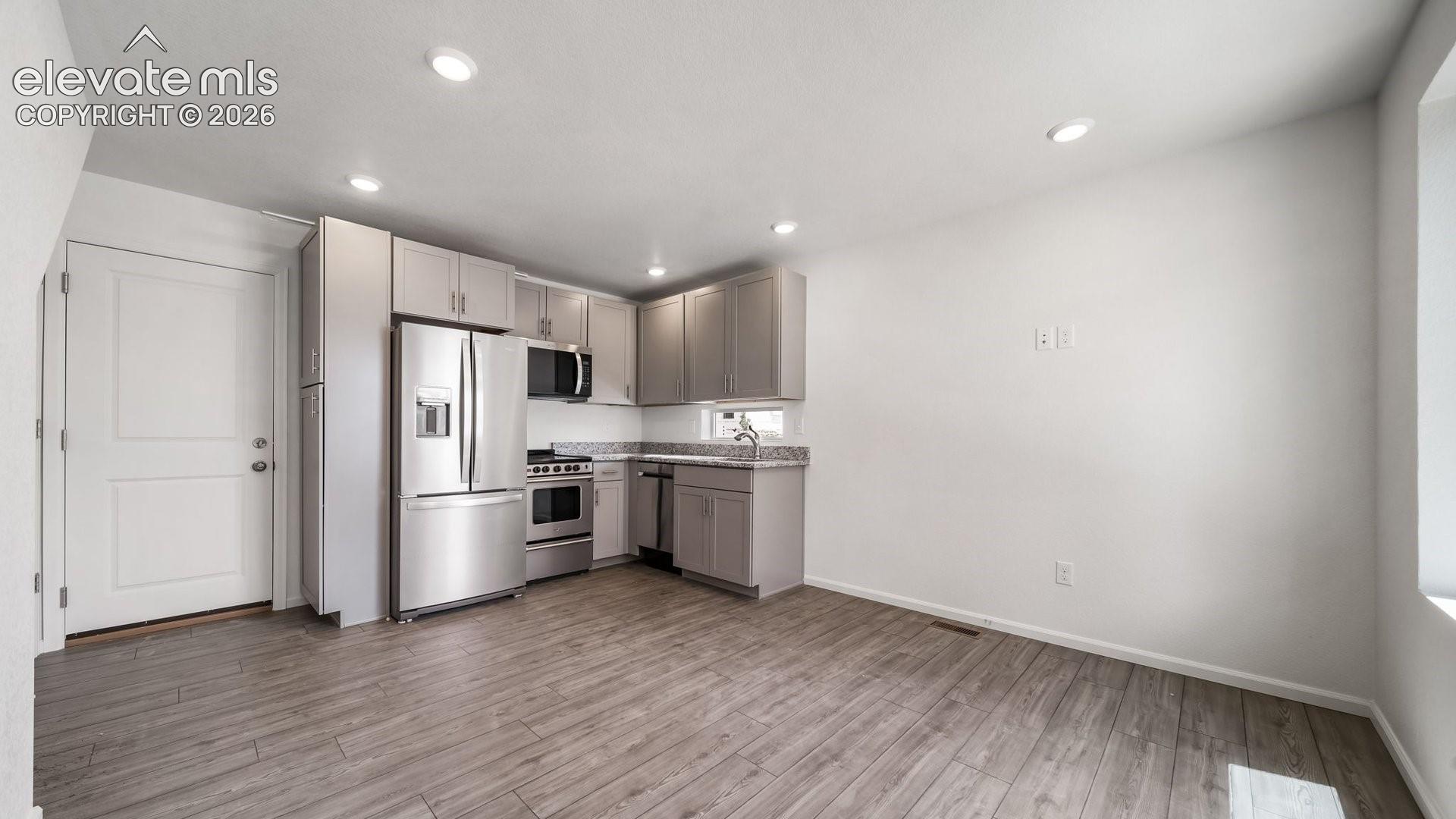 Listing photo 12 for 9587 Clarkville Trail
