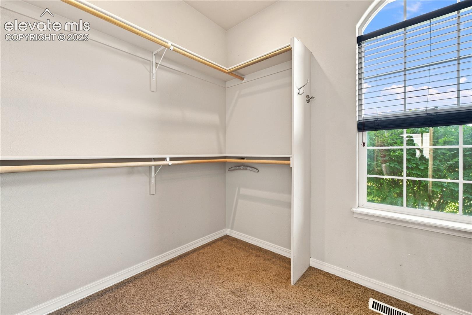 Listing photo 21 for 4 Hawks Point Court