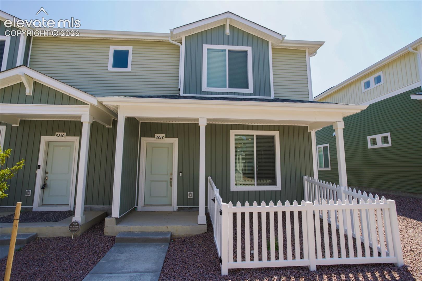 9232 Lytle Grove