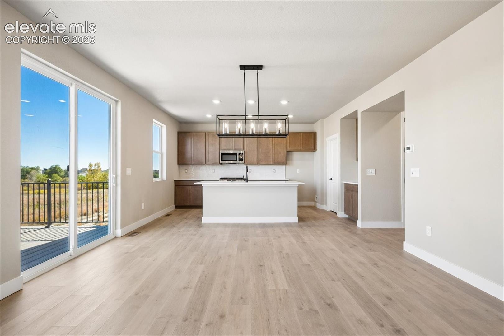 Listing photo 14 for 7931 Grey Bark Way