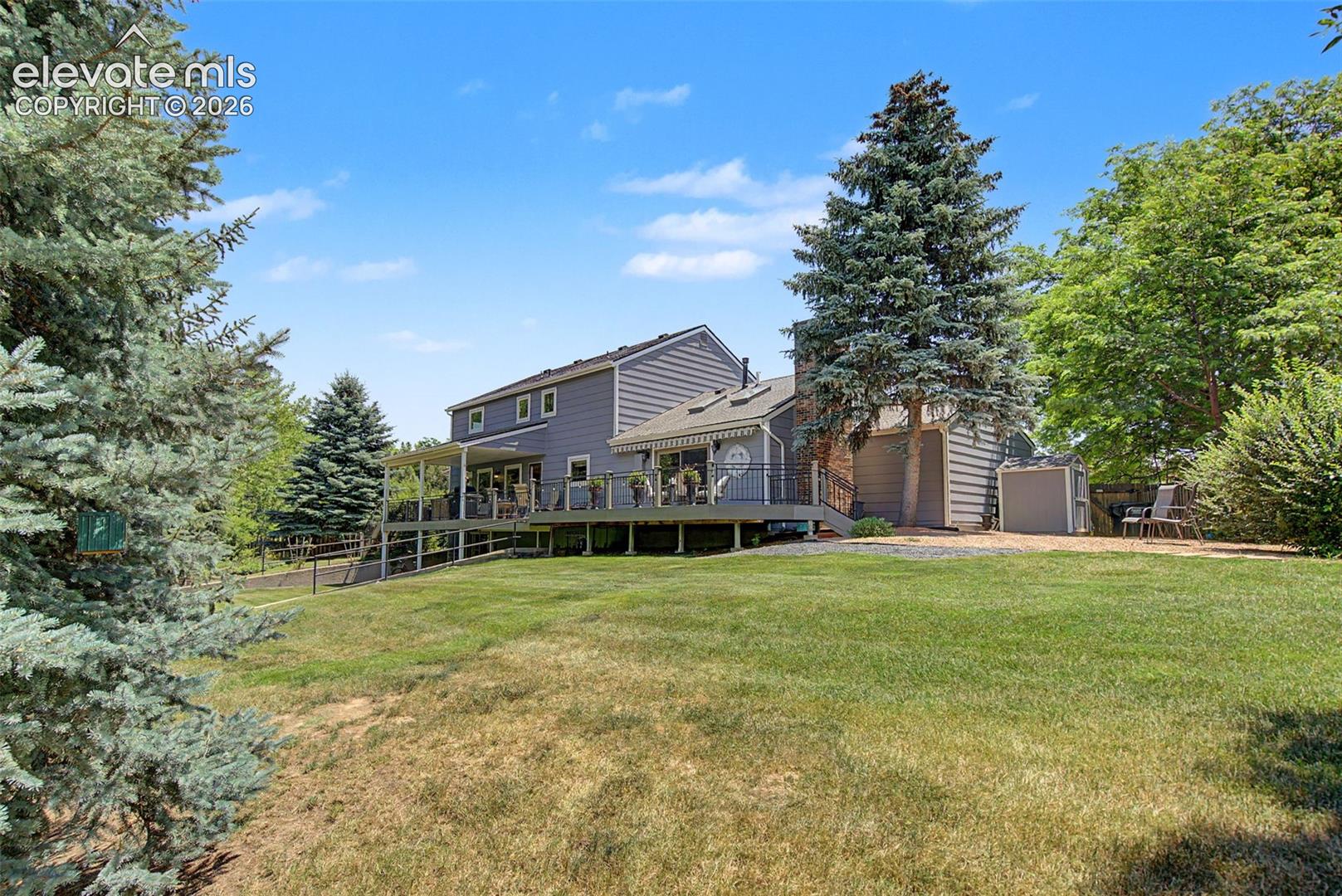 Listing photo 44 for 216 W Cheyenne Mountain Boulevard