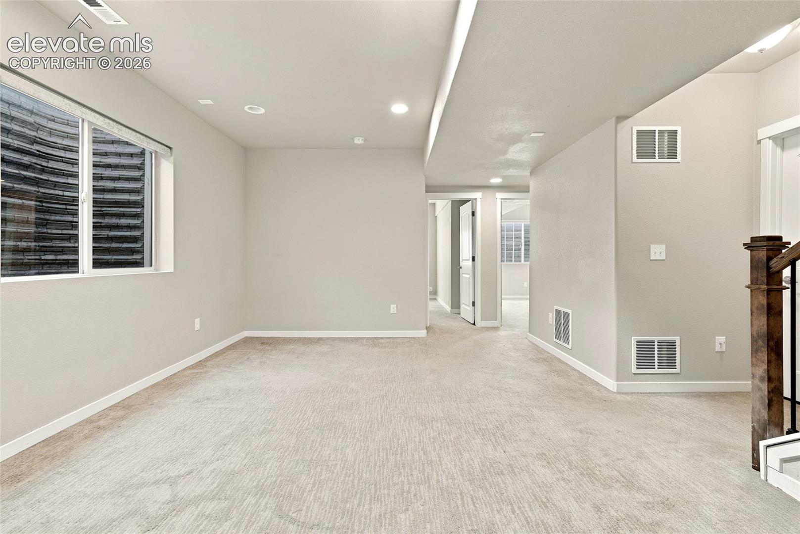 Listing photo 37 for 2382 Pelican Bay Drive