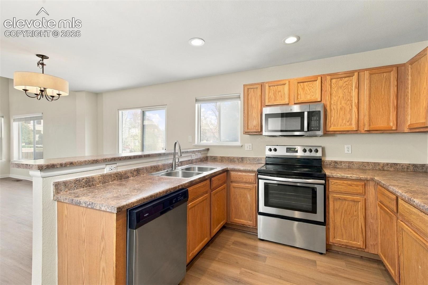 Listing photo 9 for 5263 Prairie Grass Lane