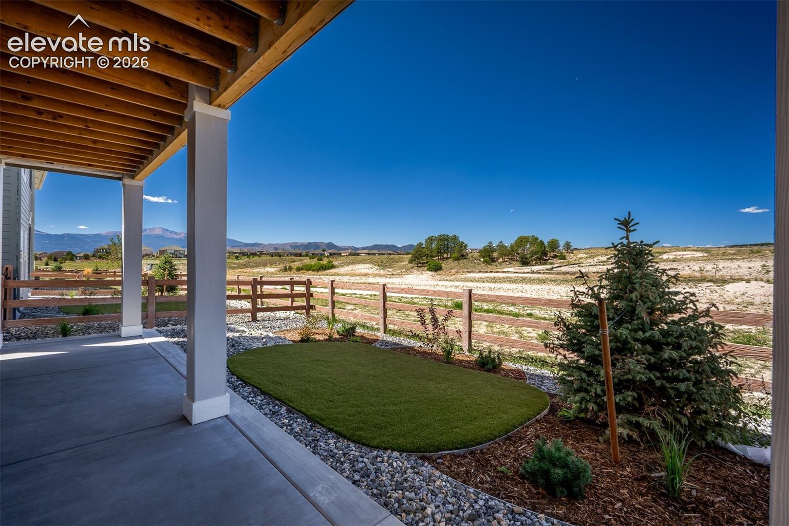 Listing photo 38 for 9030 Frolic View