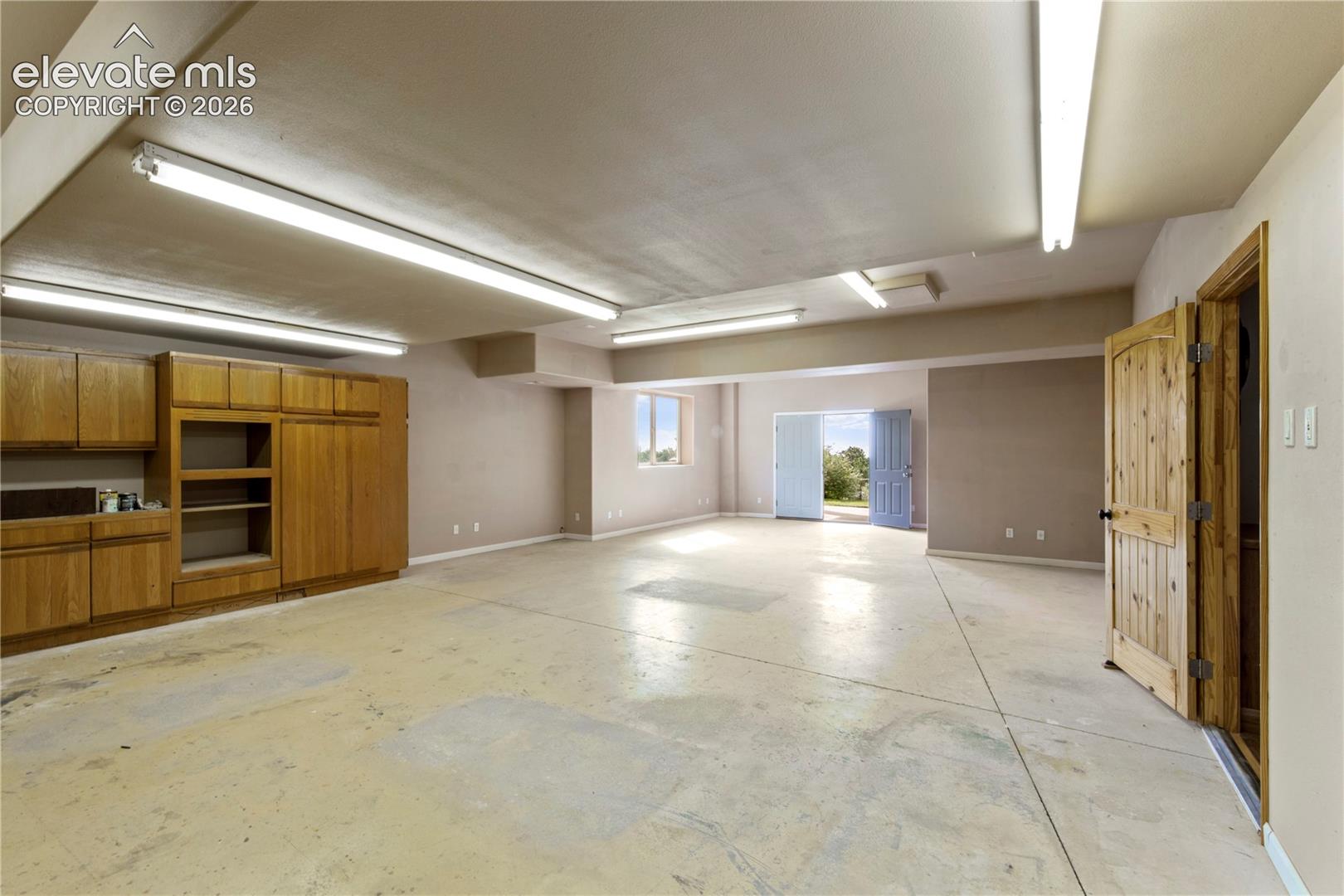 Listing photo 31 for 3290 Hamal Circle