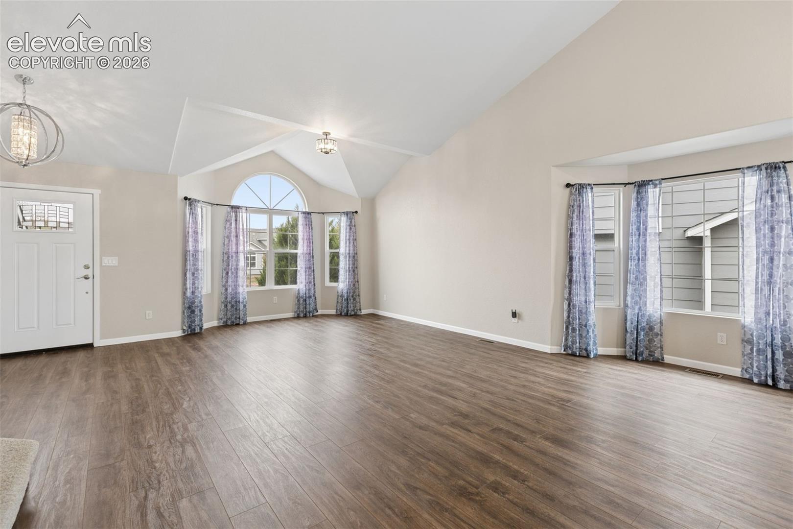 Listing photo 7 for 4722 Little London Drive